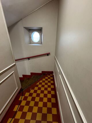 Immeuble à vendre 299 m²