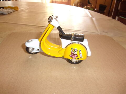 Vespa miniature 5 Cousance (39)