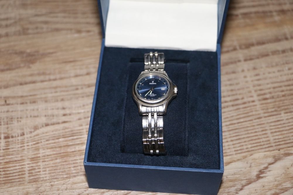 Montre FESTINA (28b) Bijoux et montres