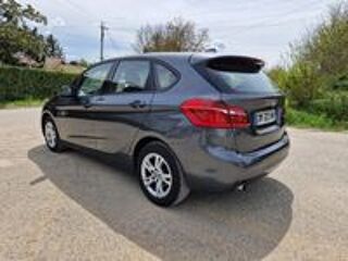 Serie 2 Active Tourer 218d 150 ch Luxury A 2014 occasion 69320 Feyzin