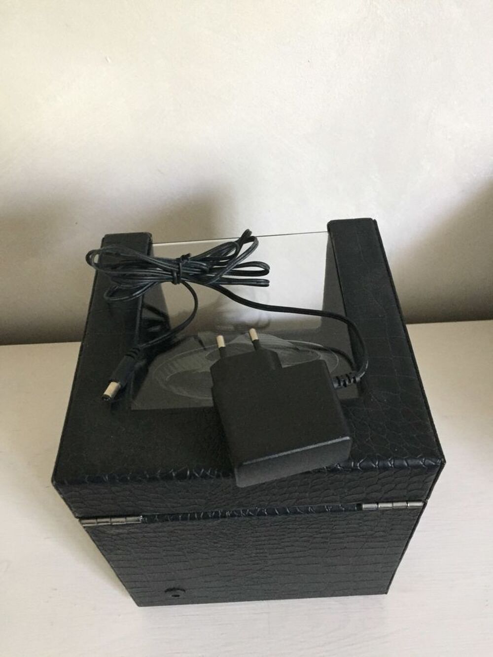 Remontoir double pour montre automatique
Bijoux et montres