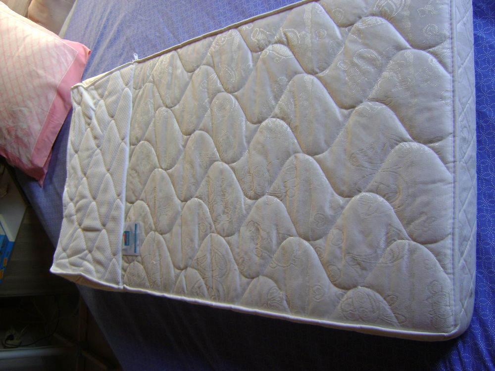 Matelas 120 x 60 cm Puériculture