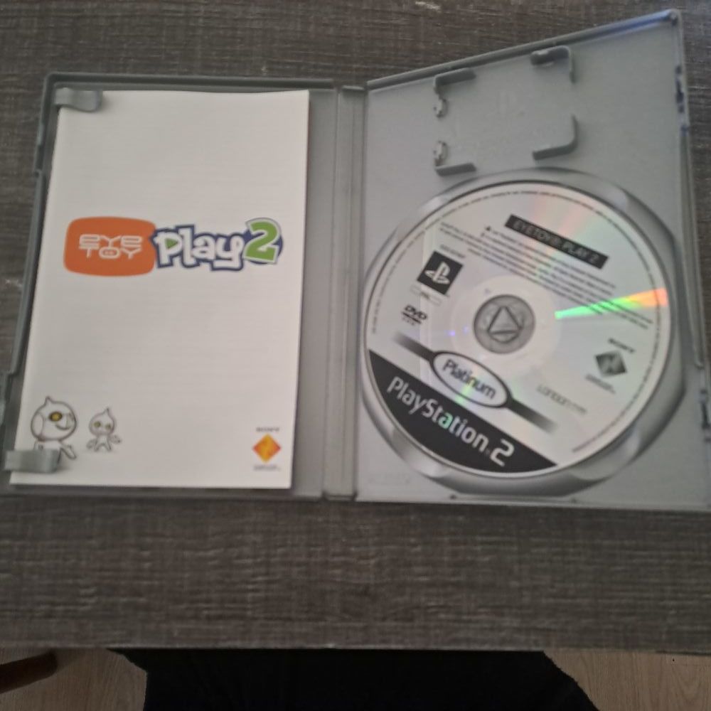 3 jeux eye toy avec la camera Playstation2 Consoles et jeux vidos