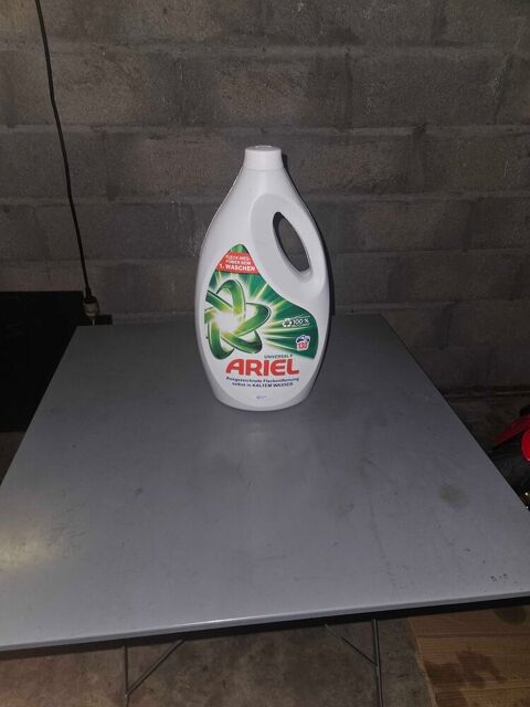 bidon lessive ariel 6l 130 lavages La Roche-sur-Yon (85)