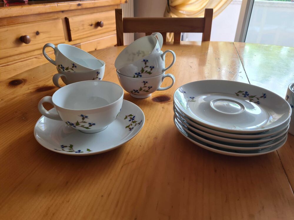 Service &agrave; th&eacute; ou caf&eacute; en porcelaine Décoration