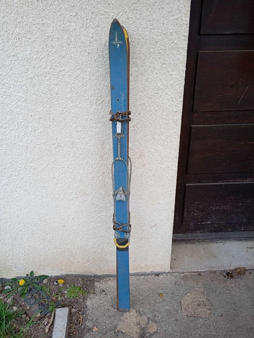 &eth;ŸŽ&iquest; Skis vintage La Hutte €" d&eacute;co chalet montagne 