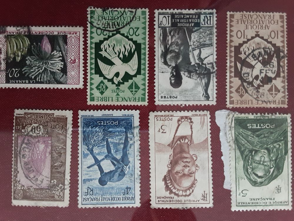 18 TIMBRES &agrave; collection : AFRIQUE OCCIDENTALE Fran&ccedil;aise 1957 