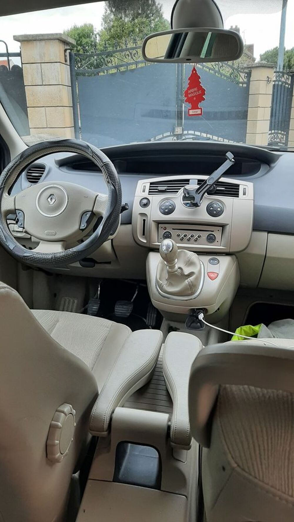 Grand Scénic II Grand Scenic 1.9 dCi 130 Carminat 5 pl 2008 occasion 60110 Méru