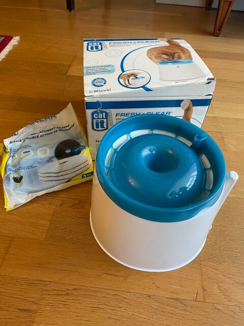 Abreuvoir pour chat ou petit chien Catit neuf 17 75015 Paris