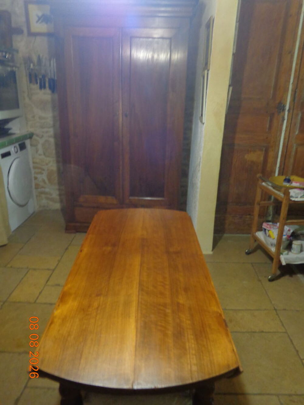 TABLE RONDE NOYER Meubles
