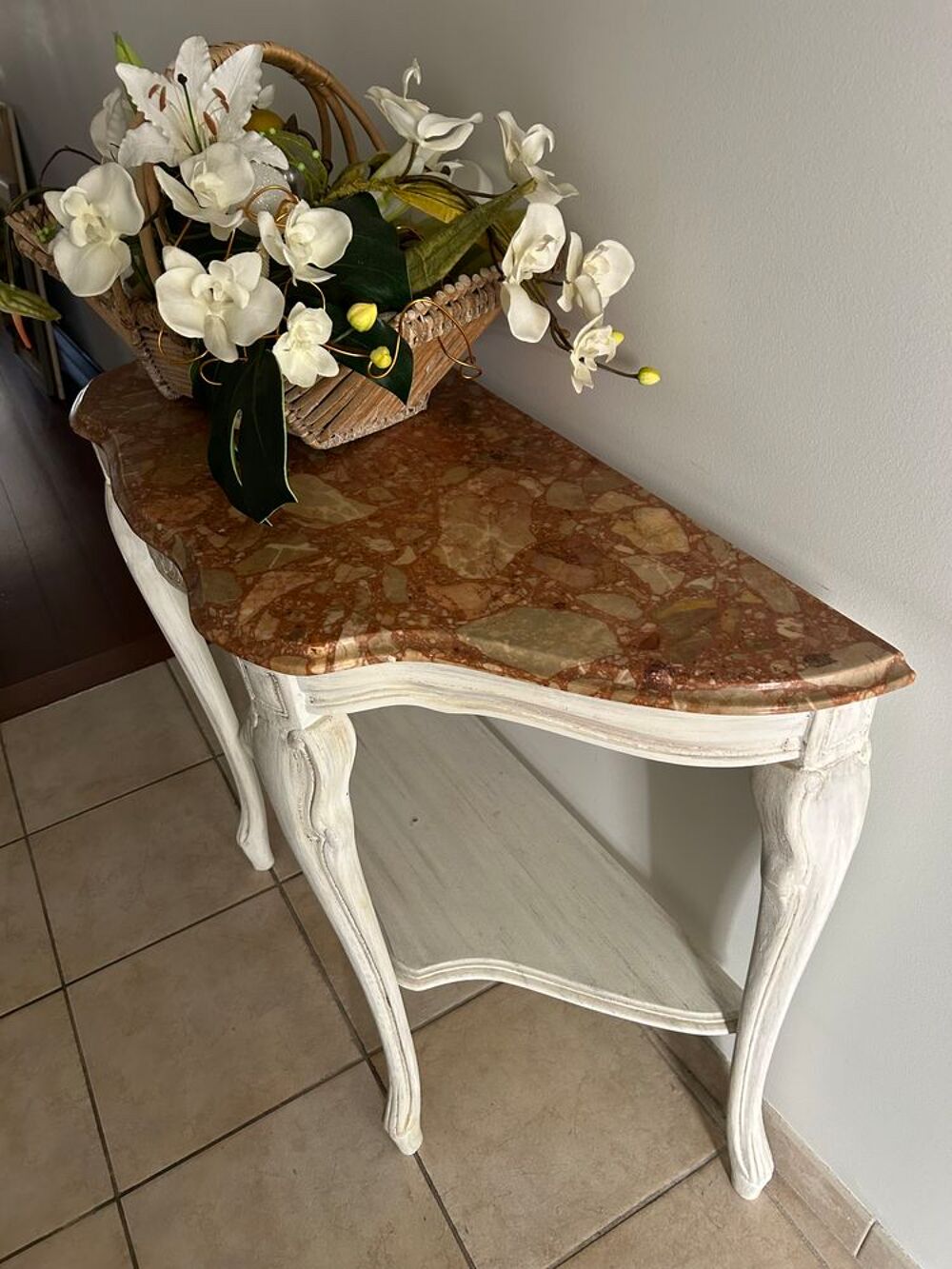 Console, pied en bois le dessus en marbre Meubles