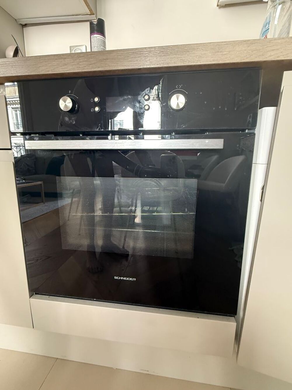 Four encastrable Schneider - Pyrolyse 70 L Electroménager