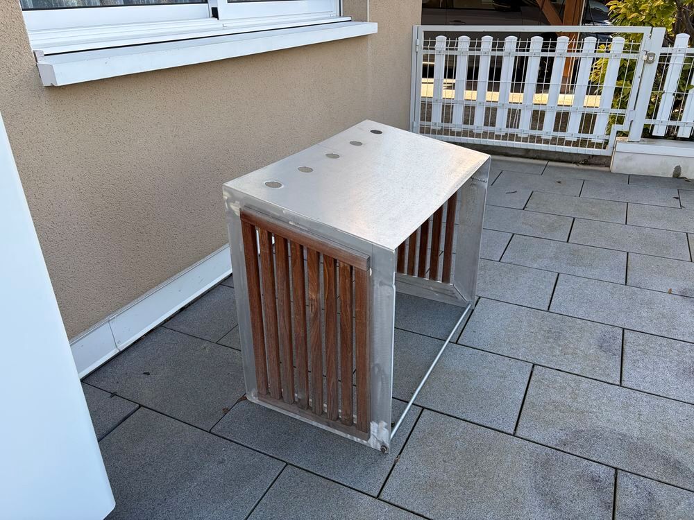 Protection pour climatisation ext&eacute;rieure Jardin