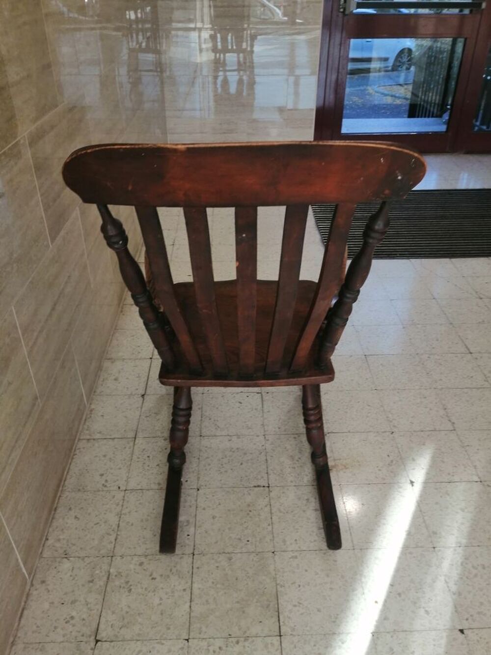Rocking chair en bois massif Meubles