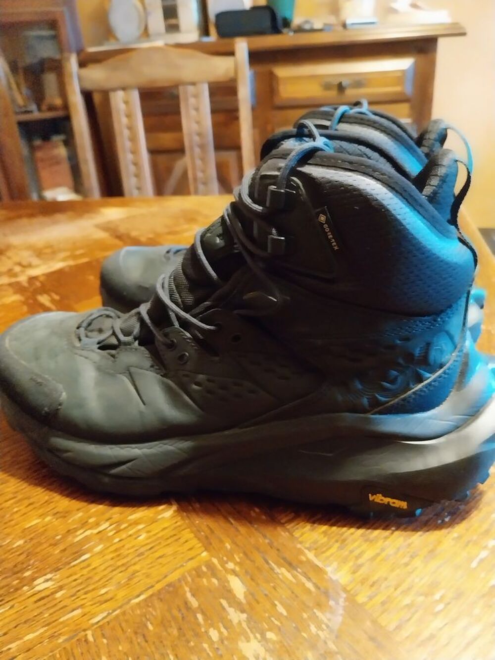 Chaussures HOKA ONE pour marche montagne, Chaussures