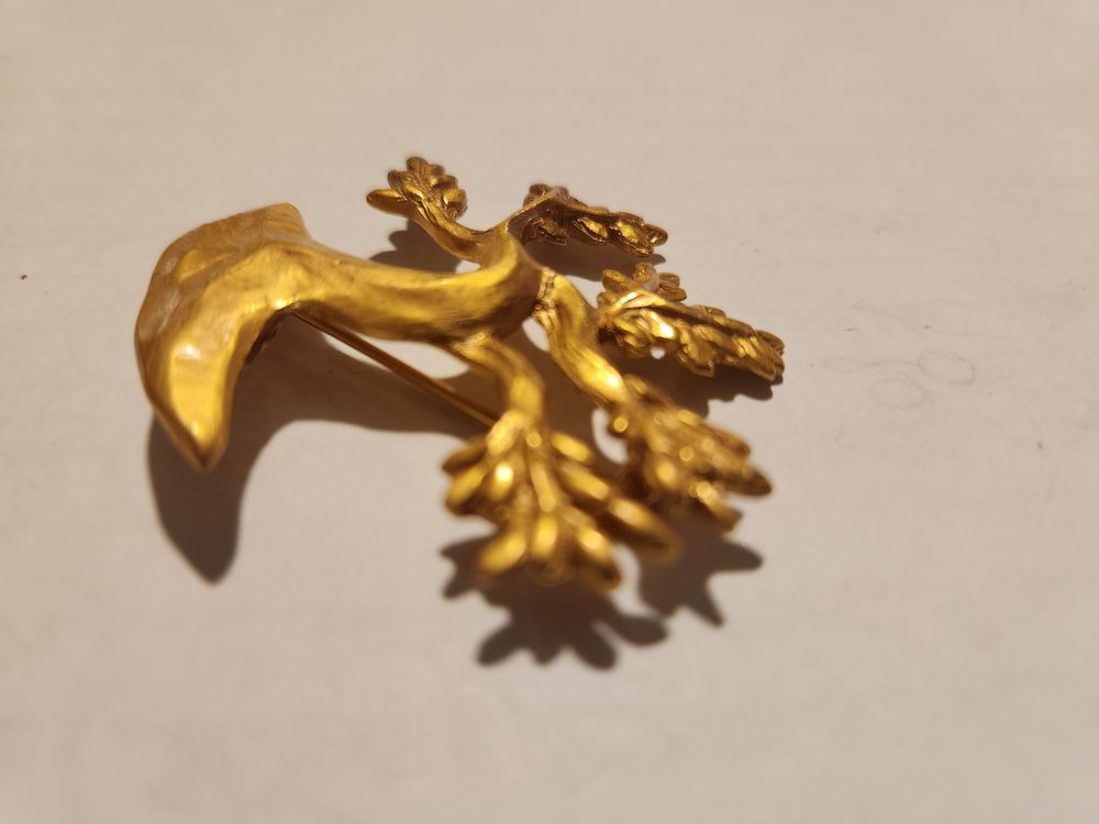 Broche arbre PM dor&eacute; ANTIGONA Bijoux et montres