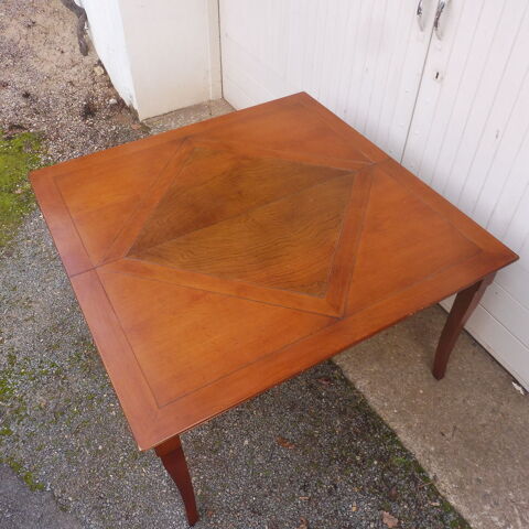 Table acajou 250 Melle (79)