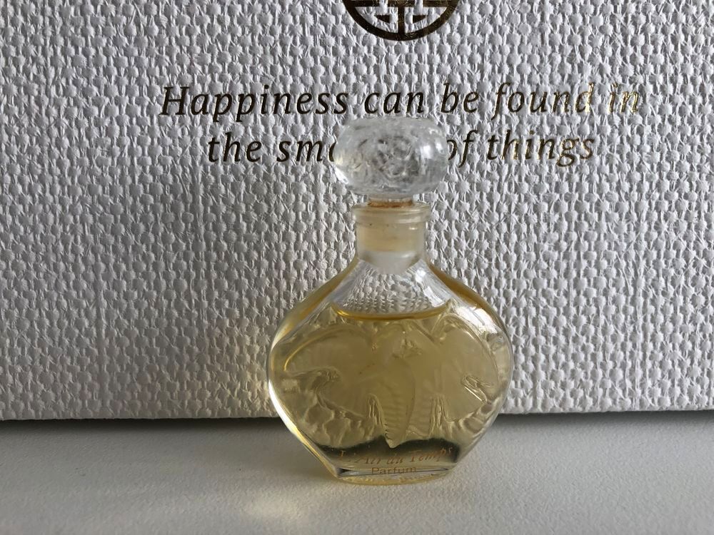Miniature de parfum l?air du temps Nina RICCI 