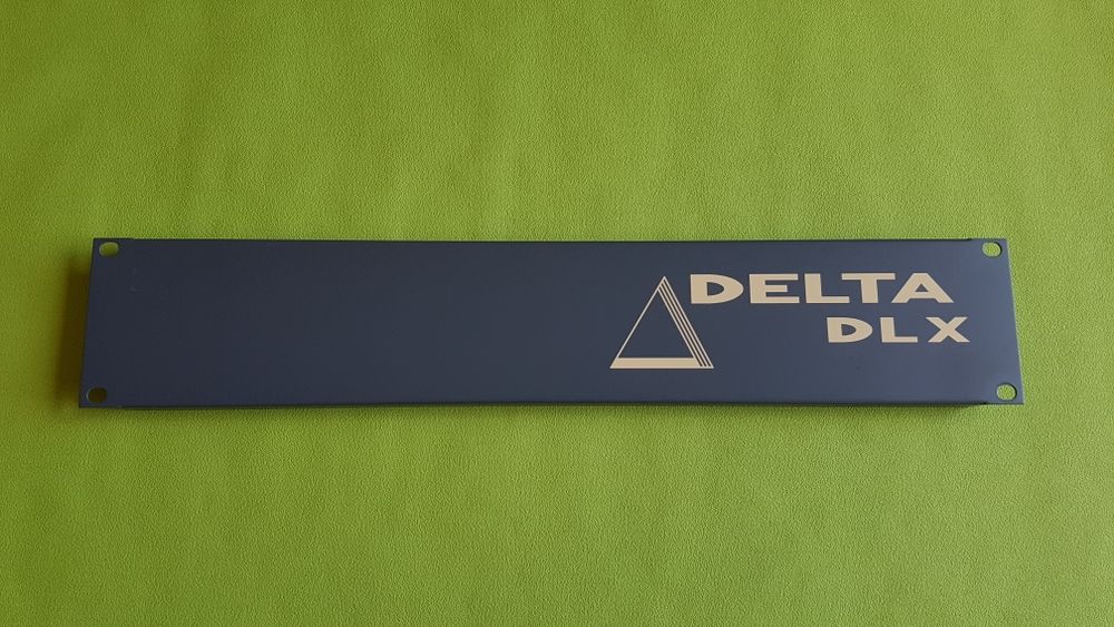 CACHE DELTA DLX Instruments de musique