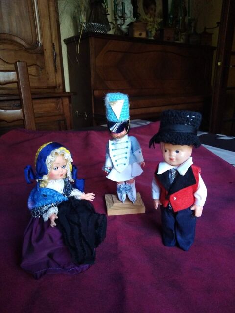 Lot de 3 poupes de collection 30 Avermes (03)