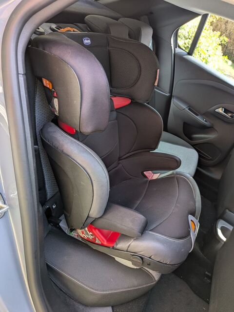 Siège auto Chicco modèle Oasys Evo 2/3 La Baule-Escoublac (44)