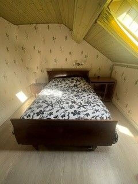CHAMBRE ANCIENNE Quinssaines (03)