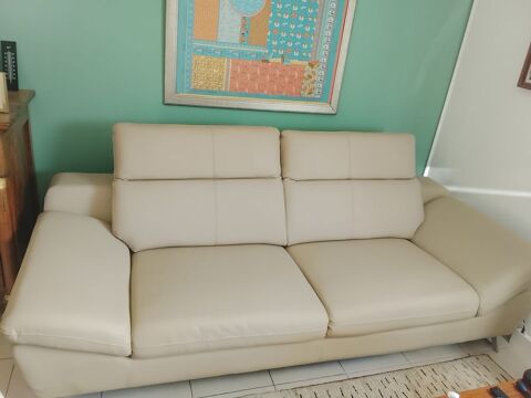 Canape 2/3 places en cuir beige excellent état 300 Lyon 4 (69)
