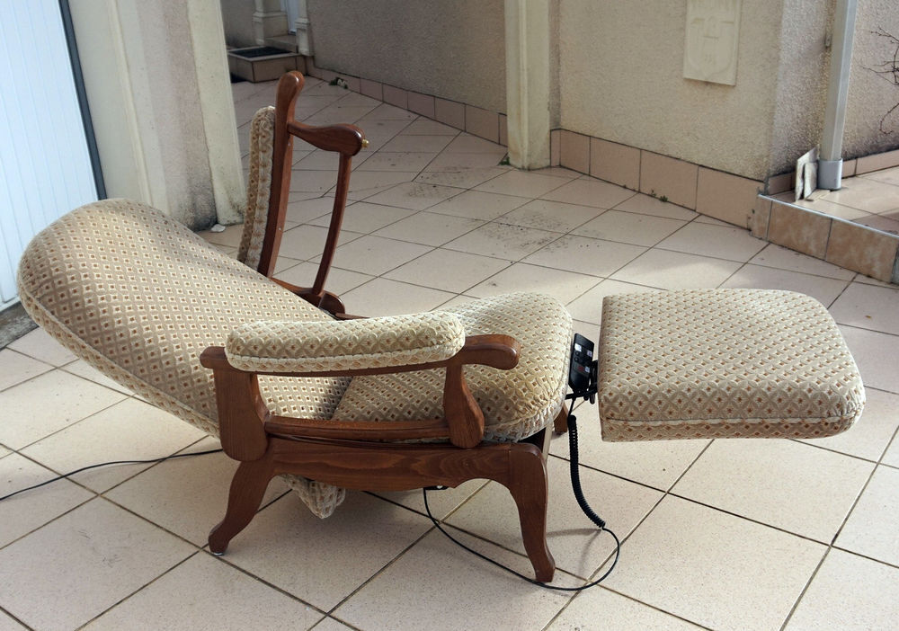 Fauteuil relax &eacute;lectrique Meubles