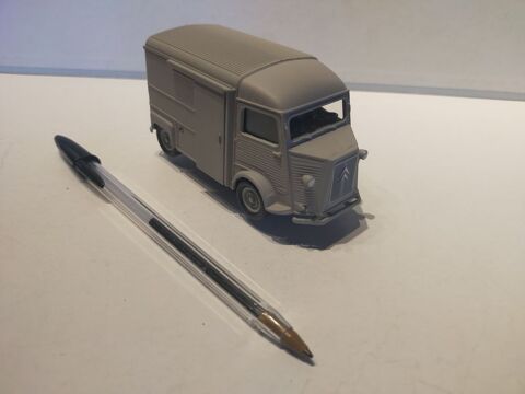 miniature Tube H Citroën gris au 1/43e
10 Mirecourt (88)