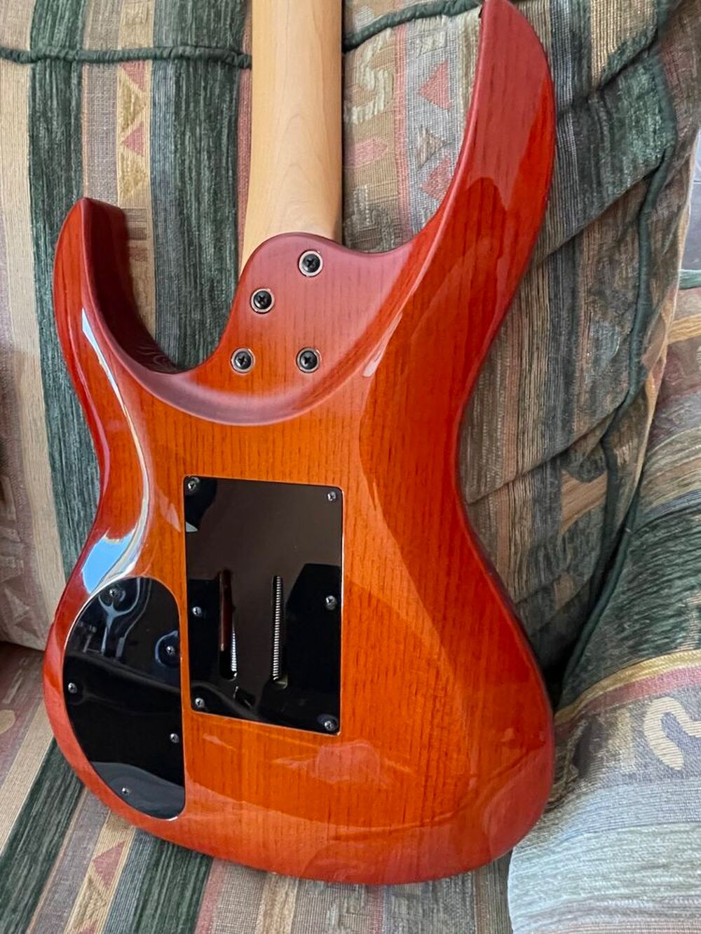 Guitare Lag Arkane AF200
Instruments de musique