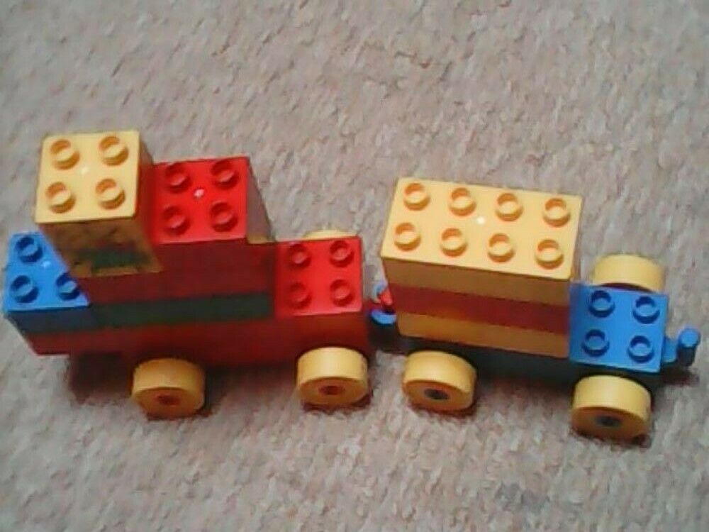 11 pi&egrave;ces train Duplo Jeux / jouets