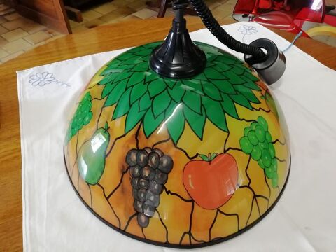 luminaire suspension vintage et très colorée
20 Poitiers (86)