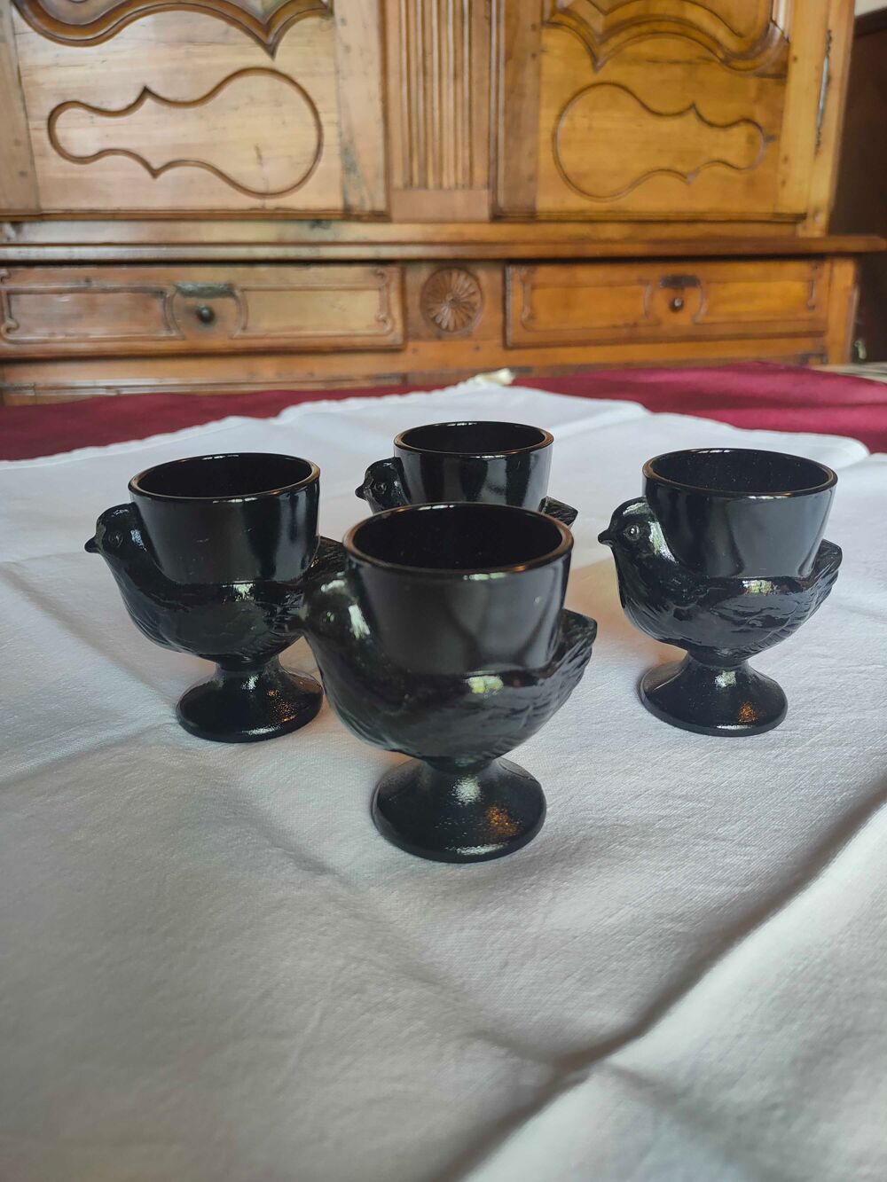 4 coquetiers noirs en verre Décoration