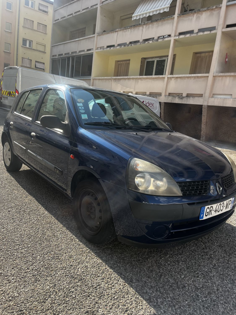 Renault Clio II Clio 1.2i Authentique 2001 occasion Fontaine 38600