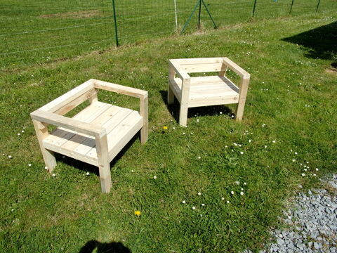 fauteuil bas en bois de palette 30 Arzacq-Arraziguet (64)