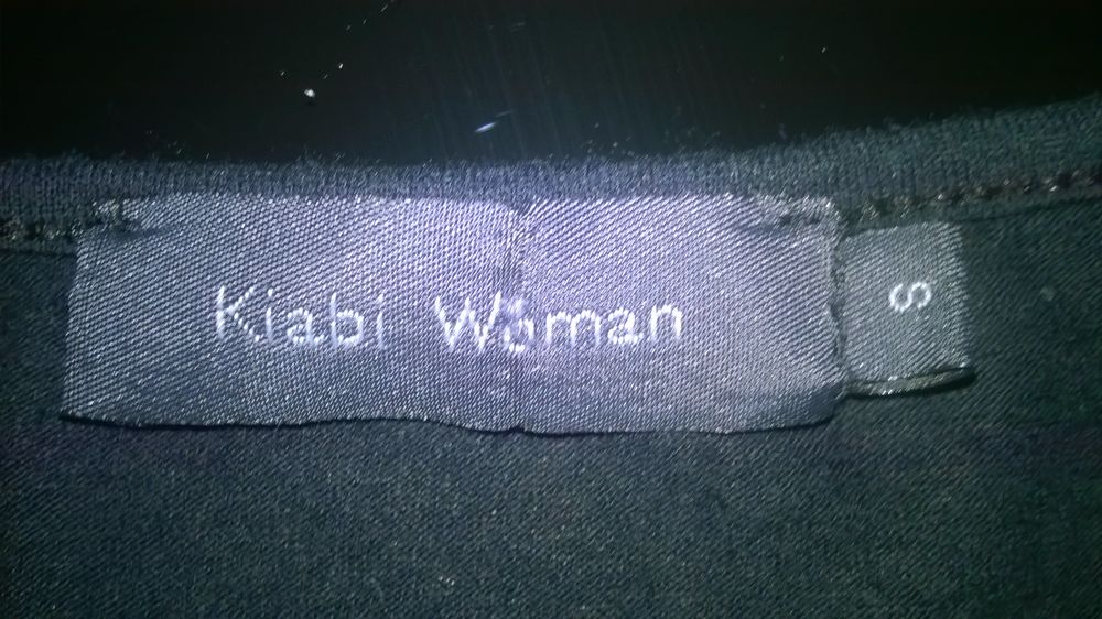 Haut noir femme
Marque kiabi Woman
Taille S
Vêtements