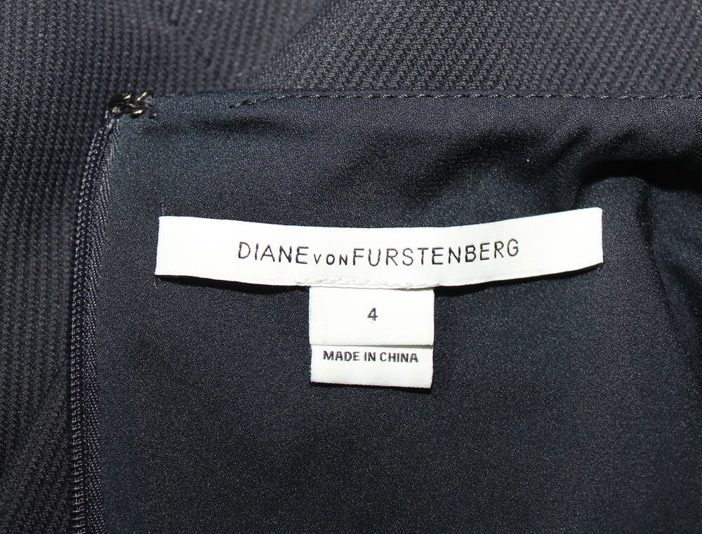 Robe sans manches DIANE VON FURSTENBERG 
T.4. ou S (36) Vêtements