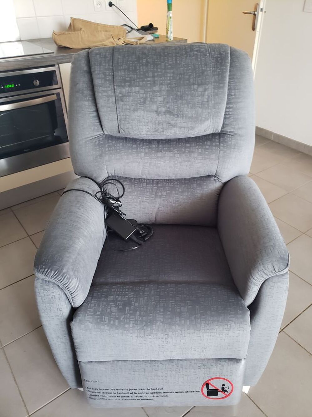 Fauteuil relax &eacute;lectrique Meubles