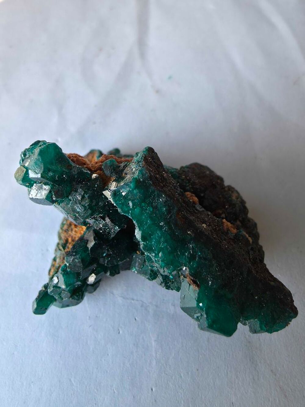 Sp&eacute;cimen Rare Dioptase Naturelle 35g-Superbes Cristaux Vert Emeraude 