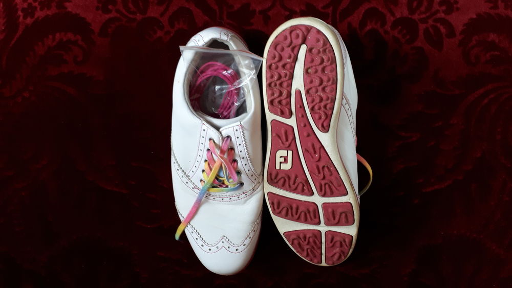 chaussures femme pour le golf Footjoy taille 38 Sports