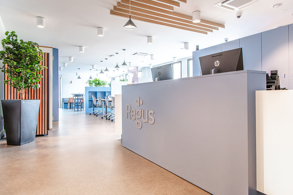   Louez un grand espace de bureau pour 50 personnes à Clermont-Ferrand, La Pardieu Auvergne Clermont-ferrand