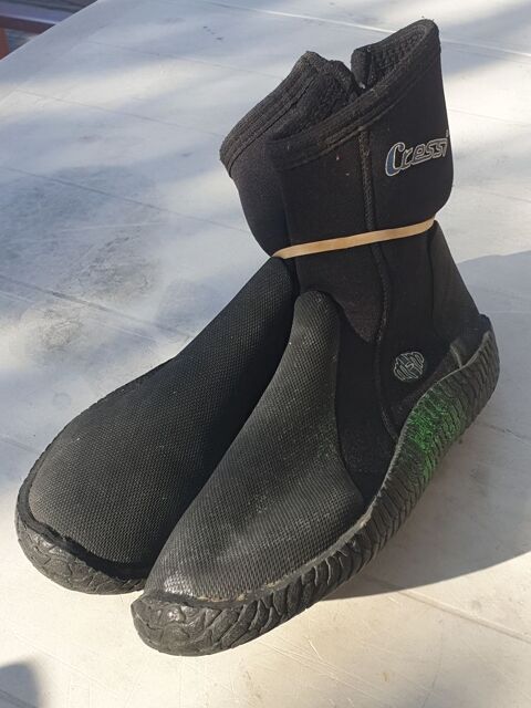 Bottillons n�opr�ne CRESSI semelle et fermeture �clair 25 Tours (37)