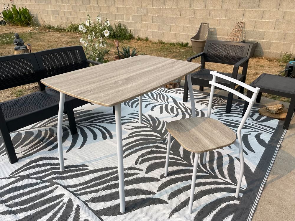 Table et chaises Meubles