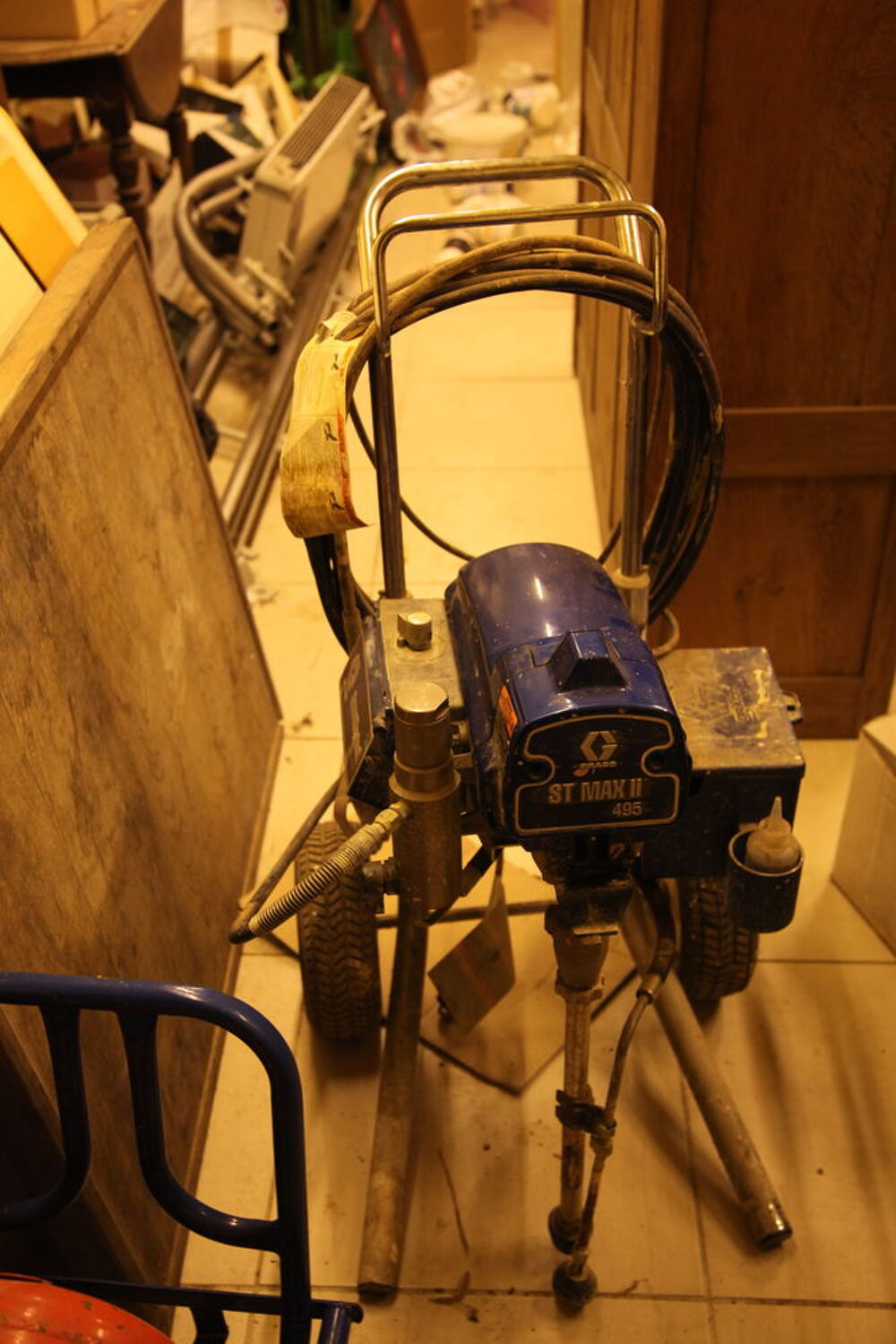 STATION DE PEINTURE SUR ROUE ET MOTEUR ELECTRIQUE
Jardin