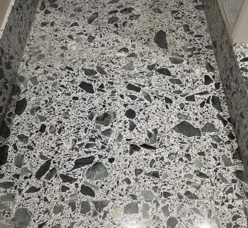 V&eacute;ritable terrazzo vert neuf D�coration
