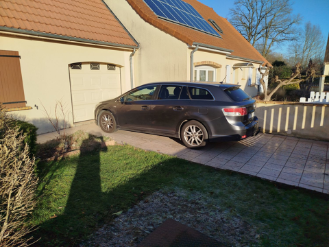 Toyota avensis SW 150 D-CAT FAP Dynamic A