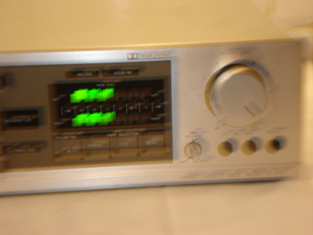 Lecteur/enregistreur de cassette hifi st&eacute;r&eacute;o TOSHIBA,model P Audio et hifi