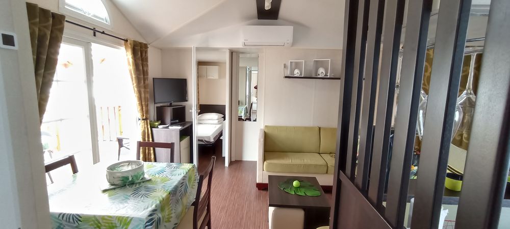   Mobile Home climatisé 3 chambres Grand Confort libre Vacances  / Offres de location 
