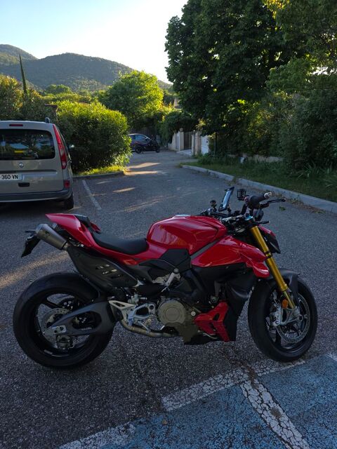 Moto DUCATI 2025 occasion Grenoble 38000