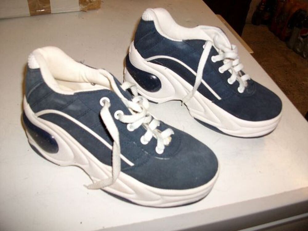 Basket Flamicourt Marine pt 38 -neuf- &agrave; 12 € Chaussures